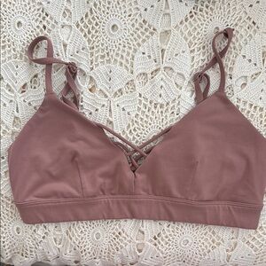 ALO Yoga Women's Interlace Bra in Smokey Quartz